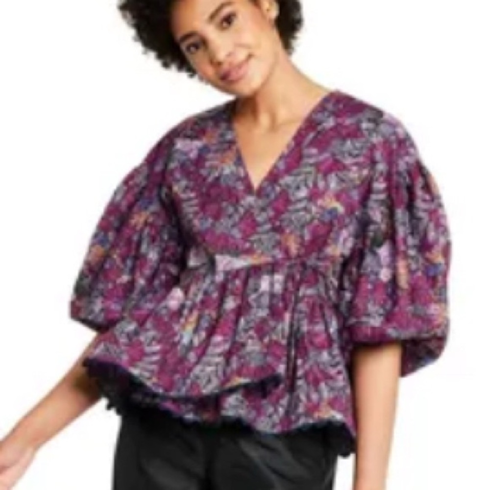 T111 Kika Vargas Size Small Purple Scallop Edge Wrap Top